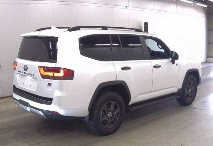 TOYOTA LAND CRUISER 2023 full
