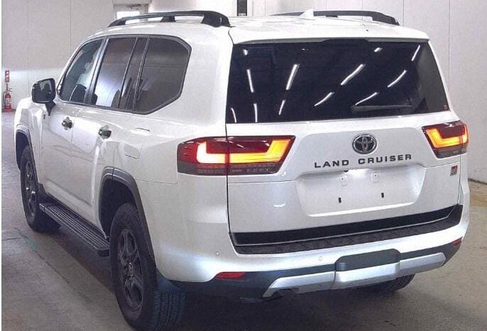 TOYOTA LAND CRUISER 2023 full